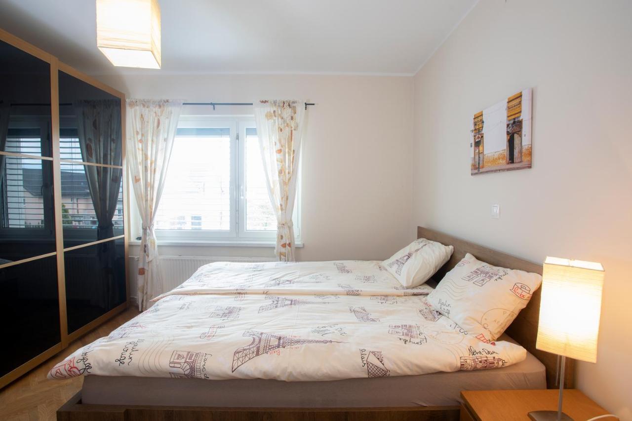 Apartment Rozalija Zirovnica Exteriér fotografie